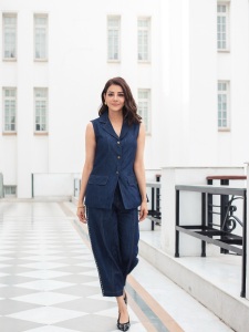 kajal-aggarwal-in-denim-co-ord-set-trending-ideas-photos-005