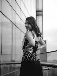 kajal-aggarwal-in-stylish-outfit-ideas-for-dating-photos-001