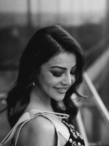 kajal-aggarwal-in-stylish-outfit-ideas-for-dating-photos-003