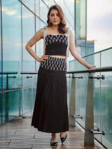 kajal-aggarwal-in-stylish-outfit-ideas-for-dating-photos-006