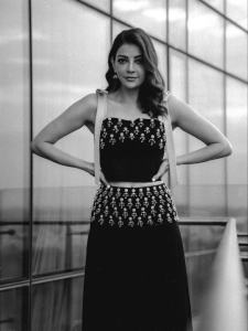 kajal-aggarwal-in-stylish-outfit-ideas-for-dating-photos-009