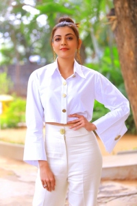 kajal-aggarwal-latest-pictures-0912371-421