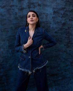 kajal-aggarwal-photoshoot-in-trending-outfit