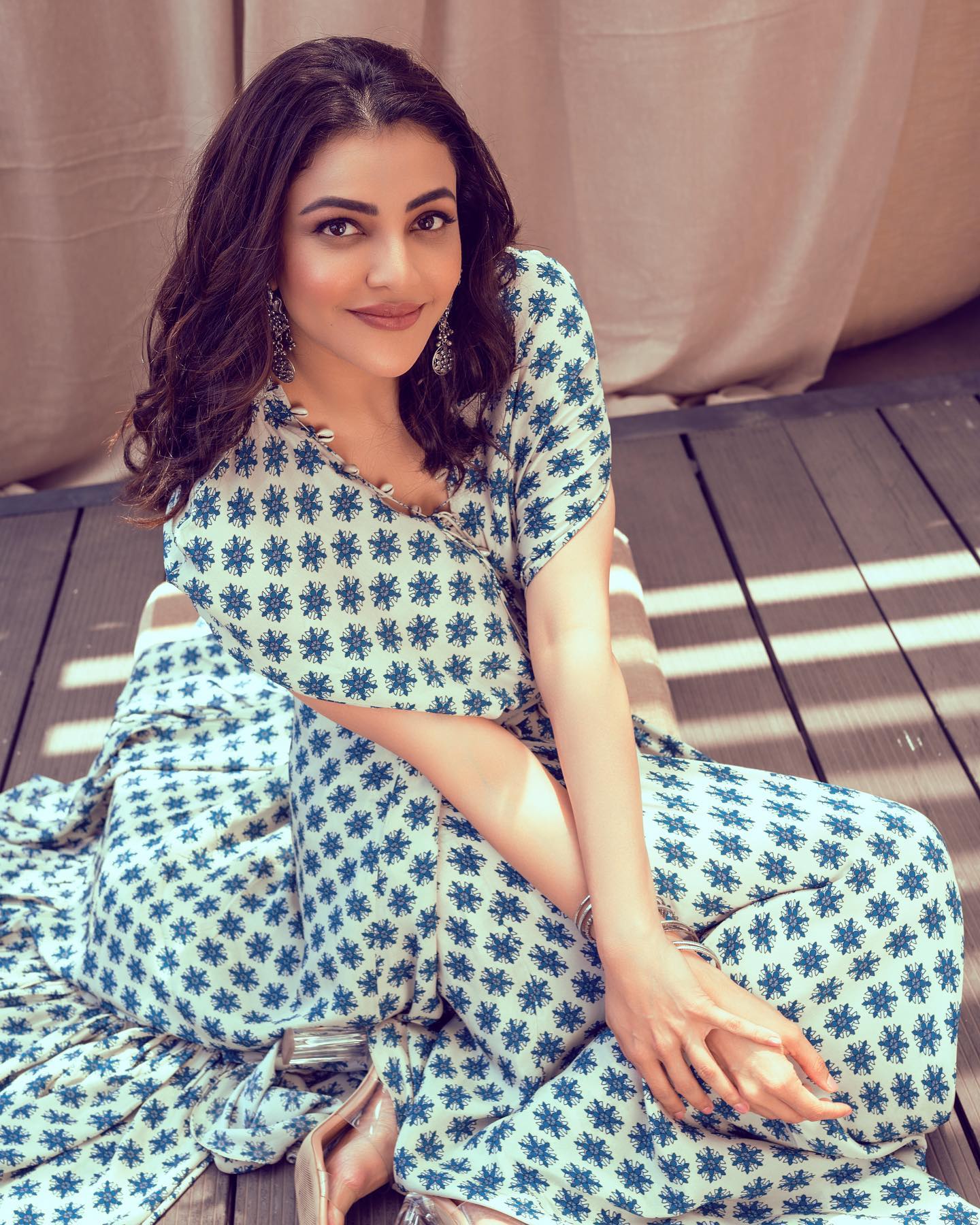 kajal-aggarwal-photoshoot-in-trending-outfit-002