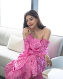 kajal-aggarwal-in-off-shoulder-pink-dress