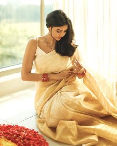 actress kalyani priyadarshan new onam kerala saree photos-002