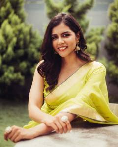 kalyani-priyadarshan-in-green-saree-photos-002