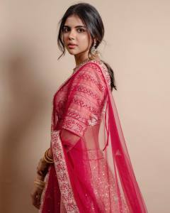 kalyani-priyadarshan-in-pink-lehenga-004