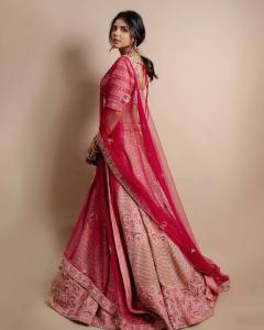 kalyani-priyadarshan-in-pink-lehenga-005
