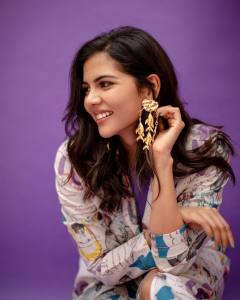 kalyani-priyadarshan-in-printed-dress-002