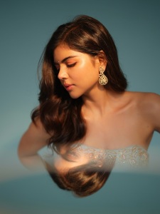 kalyani-priyadarshan-in-sky-blue-party-wear-lehenga-sleeveless-photos-001