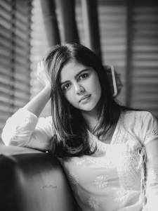 kalyani-priyadarshan-in-white-outfit-photos-002