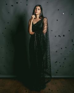 kalyani-priyadarshan-latest-photos-in-black-saree-003