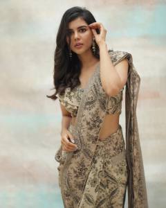 kalyani-priyadarshan-latest-photos-in-kalyan-ad-004