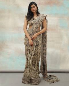 kalyani-priyadarshan-latest-photos-in-kalyan-ad