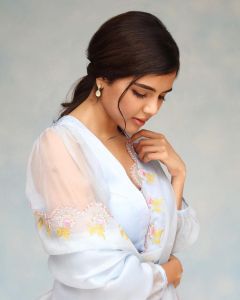kalyani-priyadarshan-latest-photos-in-kurta-001