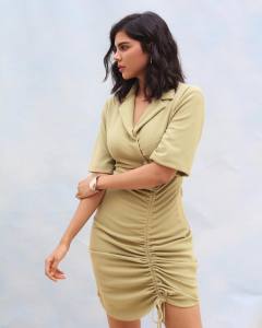 kalyani-priyadarshan-latest-pics-in-bodycon-dress-082-004