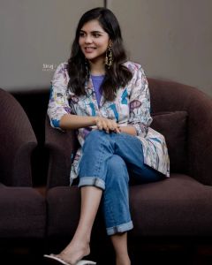 kalyani-priyadarshan-new-look-for-thallumaala-movie-002