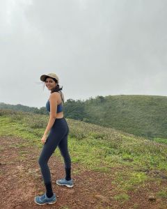 kalyani-priyadarshan-personal-life-photos-003
