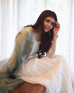 kalyani priyadarshan pic0912