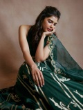 kalyani-priyadarshan-in-wedding-event-outfit-style-ideas-photos-020