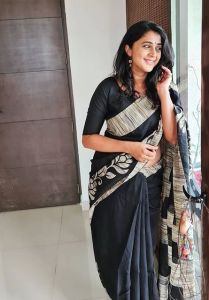 actress-kaniha-saree-photos-hd-003