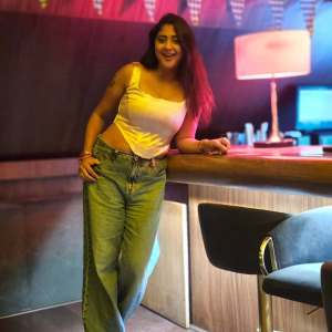 actress-kaniha-style-photos