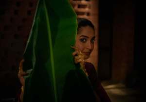 karthika-muralidharan-diwali-special-photos-001