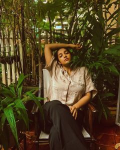 karthika-muralidharan-new-photos-01-003