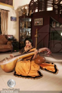 kavya-madhavan-latest-stills-0043