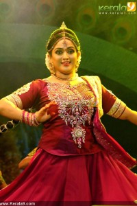 kavya-madhavan-stills-00230