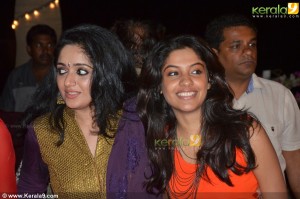 kavya-madhavan-stills-00343