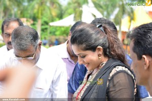 kavya-madhavan-stills-400-00267