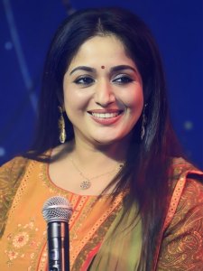 kavyamadhavan-photo-in-orange-churidar
