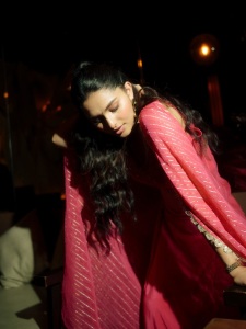 kayadu-lohar-diwali-photos-002