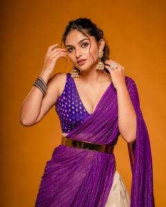 kayadu-lohar-in-half-saree