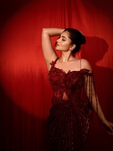 kayadu-lohar-in-wine-red-fashion-outfit-for-party-photos-003