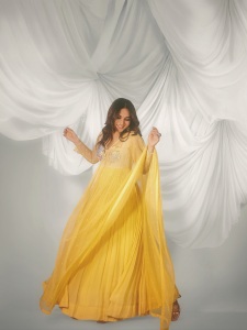 kayadu-lohar-in-yellow-anarkali-dress-photos-003