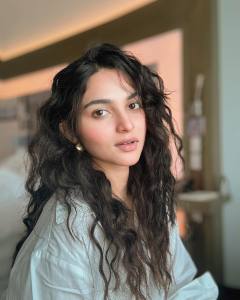 kayadu-lohar-latest-photos-and-makeup-008