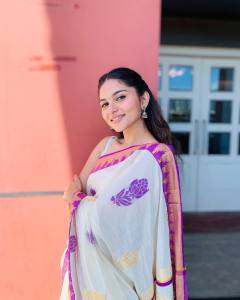 kayadu-lohar-latest-photos-in-kerala-saree-002