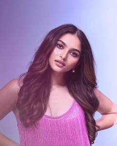 kayadu-lohar-wearing-pink-Patchwork-Sleeveless-Strap-Dress-008