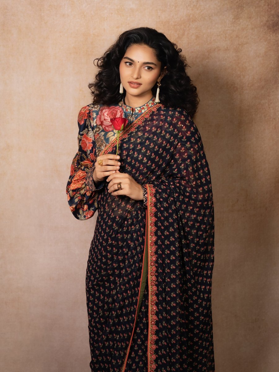 kayadu-lohar-in-simple-makeup-look-with-trending-ornaments-and-dress-outfit-ideas-photos-008