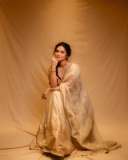 kayadu-lohar-in-elegant-lehenga-in-light-colour-for-function-pics-004