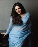 kayadu-lohar-in-light-blue-saree-with-long-sleev-blouse-ideas-photos-003