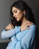 kayadu-lohar-in-light-blue-saree-with-long-sleev-blouse-ideas-photos-004