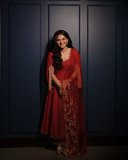 kayadu-lohar-in-simple-makeup-look-with-trending-ornaments-and-dress-outfit-ideas-photos-001