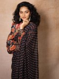 kayadu-lohar-in-simple-makeup-look-with-trending-ornaments-and-dress-outfit-ideas-photos-010