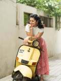 kayadu-lohar-in-simple-makeup-look-with-trending-ornaments-and-dress-outfit-ideas-photos-020