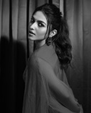 kayadu-lohar-latest-co-order-dress-style-ideas-017