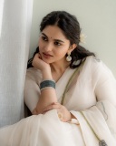kayadu-lohar-saree-photos-005